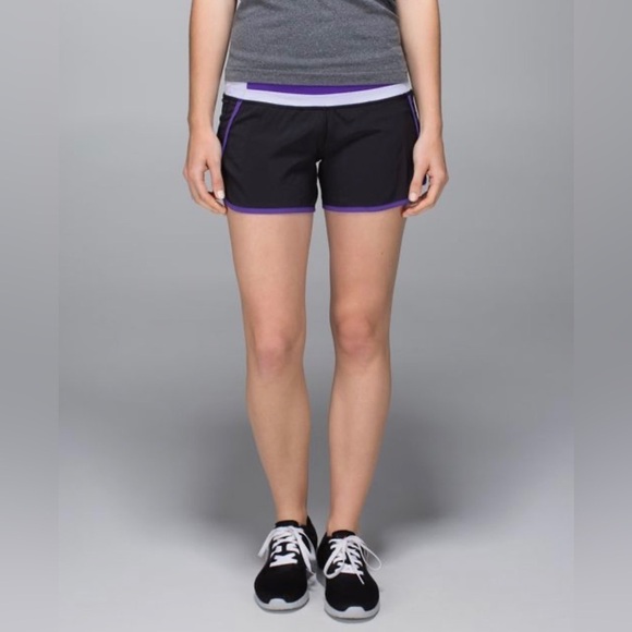 Lululemon - Run Times Short - Picture 2 of 11